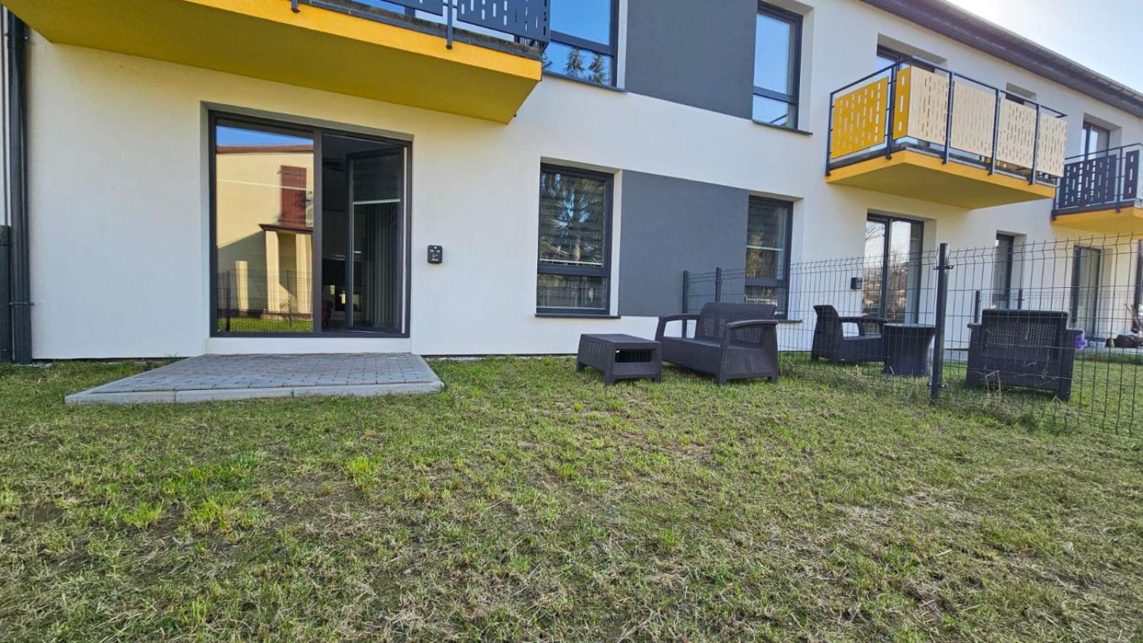 Kolo Apartament Bagian luar foto
